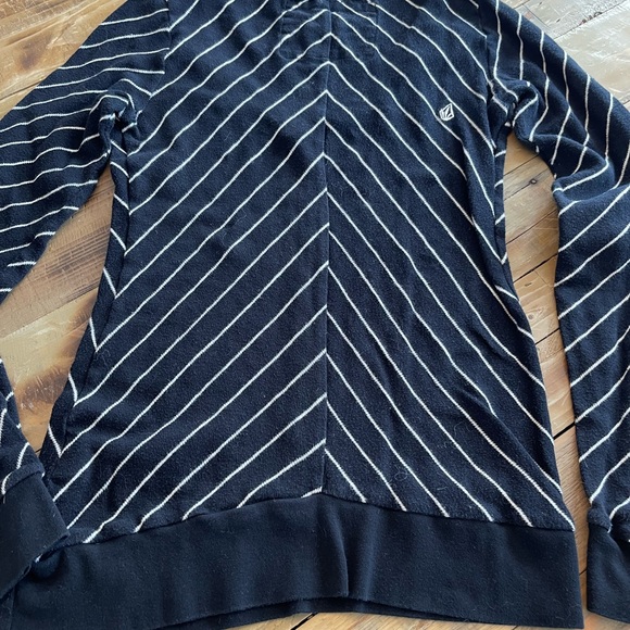 Black & White Striped V-Neck Volcom Sweater | Size S - Picture 7 of 9